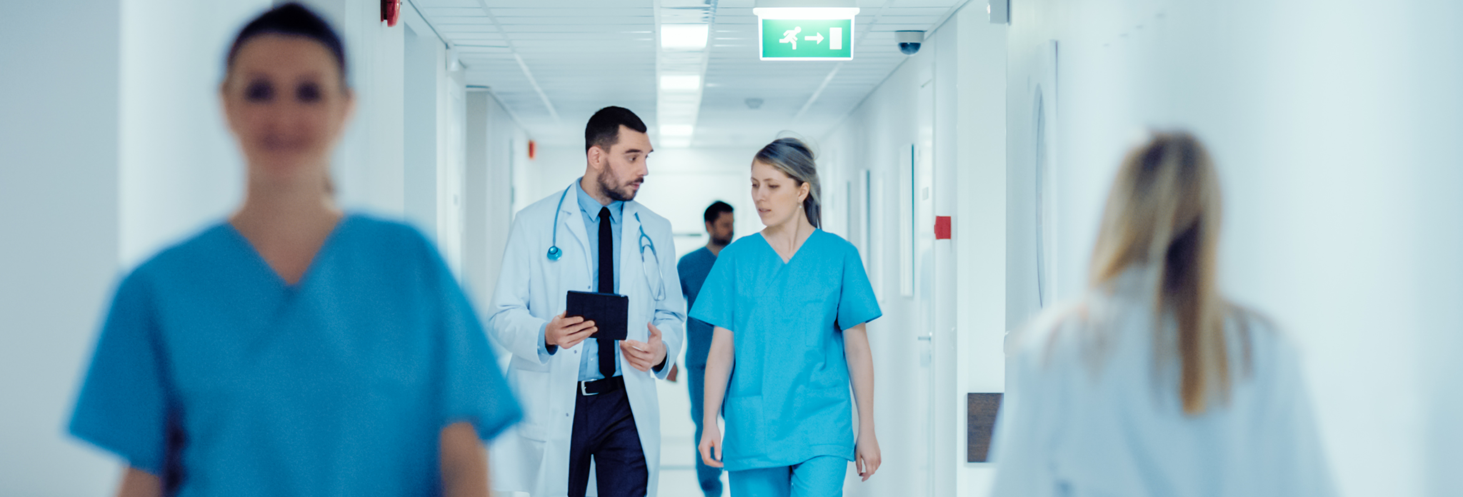Mitarbeiter in einer Klinik